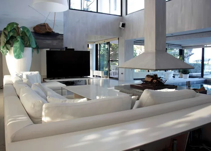 Luxury Christina וילה